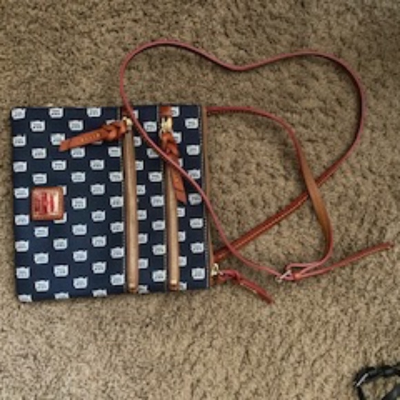 Small hand bag - Picture 1 of 2